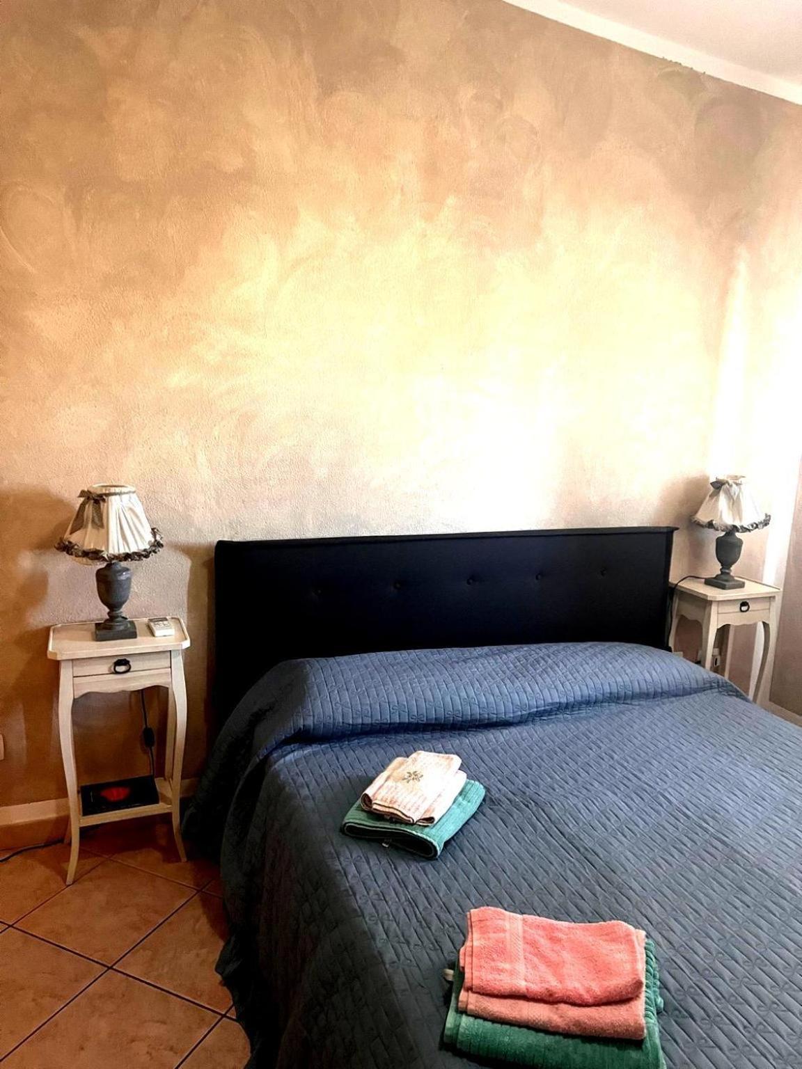 Santa maria Apartment Olbia Bagian luar foto